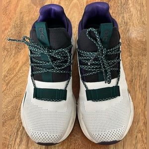 On Running Cloud Nova Cloud Tec Running Shoes. Size 8.5. White, purple, & green.
